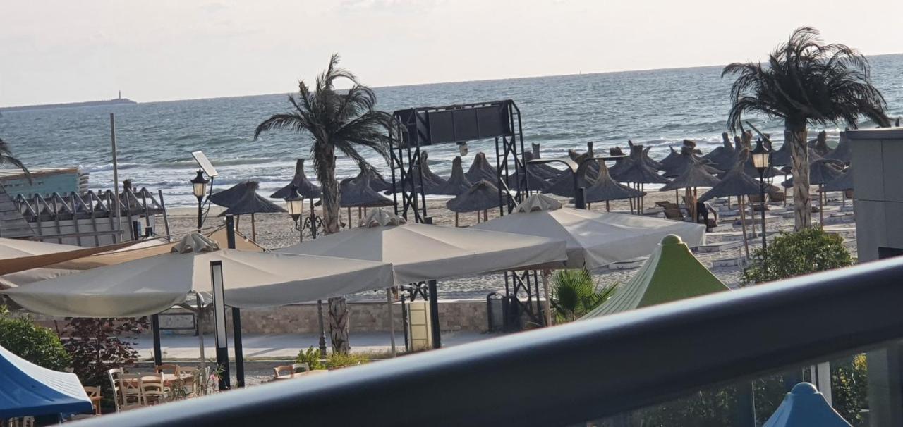 Isabelle Apartament Alezzi Beach Resort Mamaia Nord Năvodari Eksteriør billede
