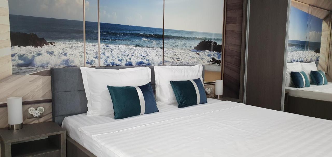 Isabelle Apartament Alezzi Beach Resort Mamaia Nord Năvodari Eksteriør billede