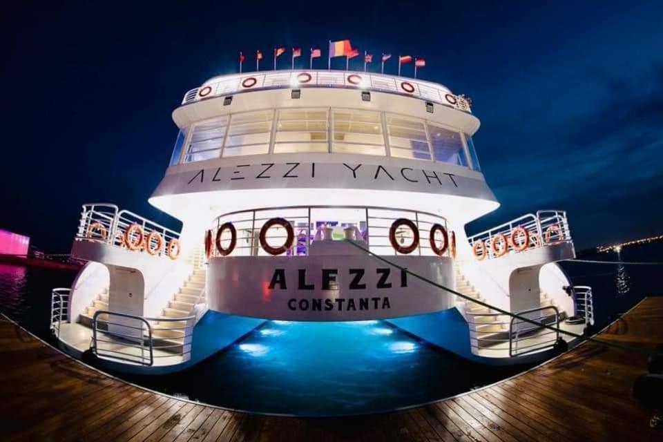 Isabelle Apartament Alezzi Beach Resort Mamaia Nord Năvodari Eksteriør billede